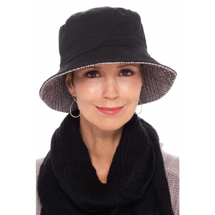 winter-reversible-plaid-bucket